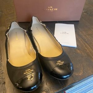 Coach Camilla flats size 8